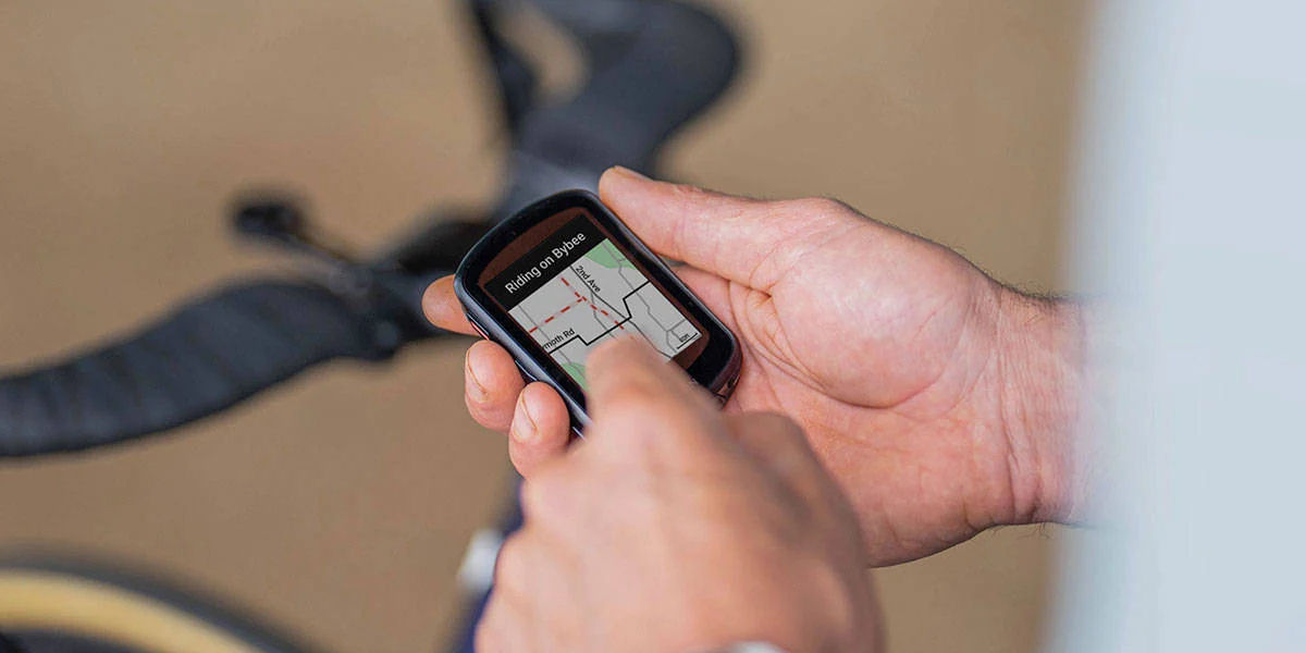 Introducing New Edge 540 & 840 Solar Bike Computers Velostrive