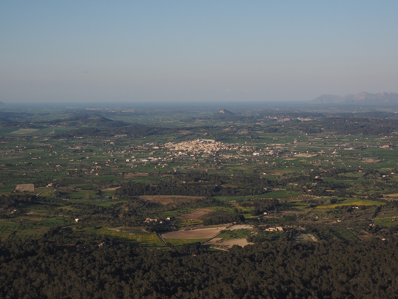 Alaro, Orient to Es Pla